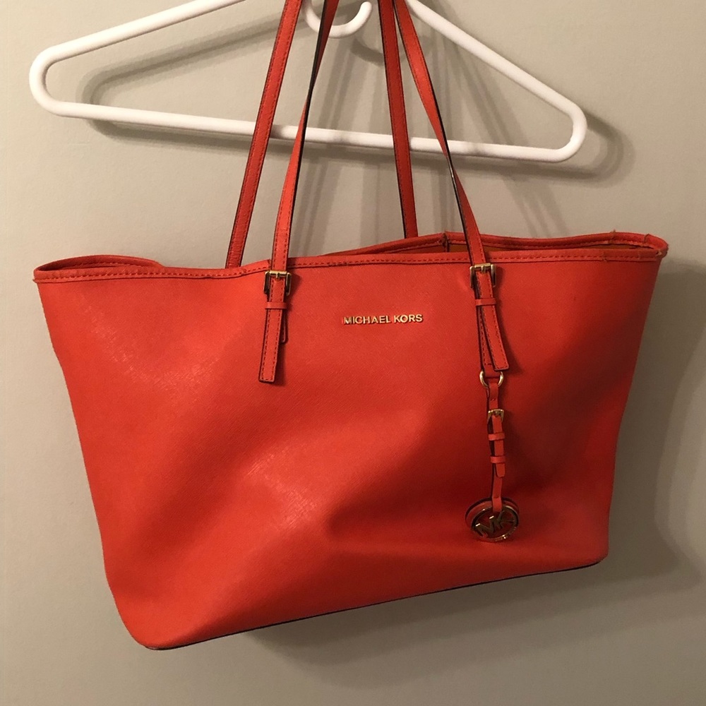 Michael Kors tote